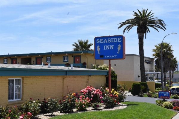 Seaside Inn Monterey image 9